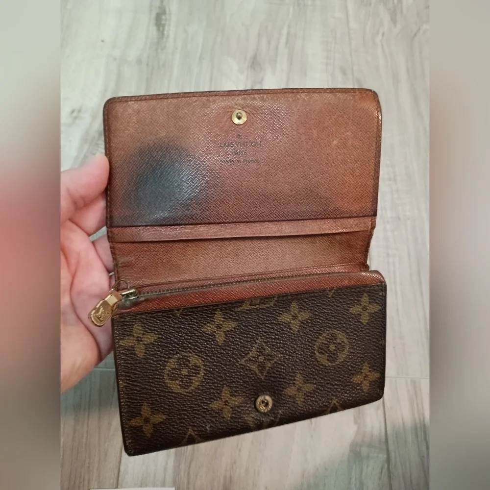 Louis Vuitton LV Monogram Porte Monnaie Tresor Wallet - Picture 5 of 12